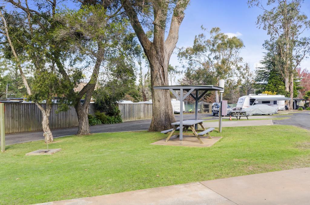 Mittagong Caravan Park Экстерьер фото